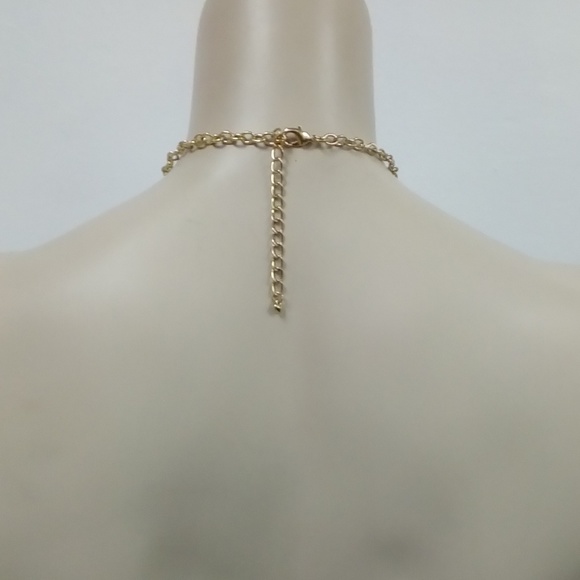 NWT Olde English Necklace Set - Picture 2 of 3